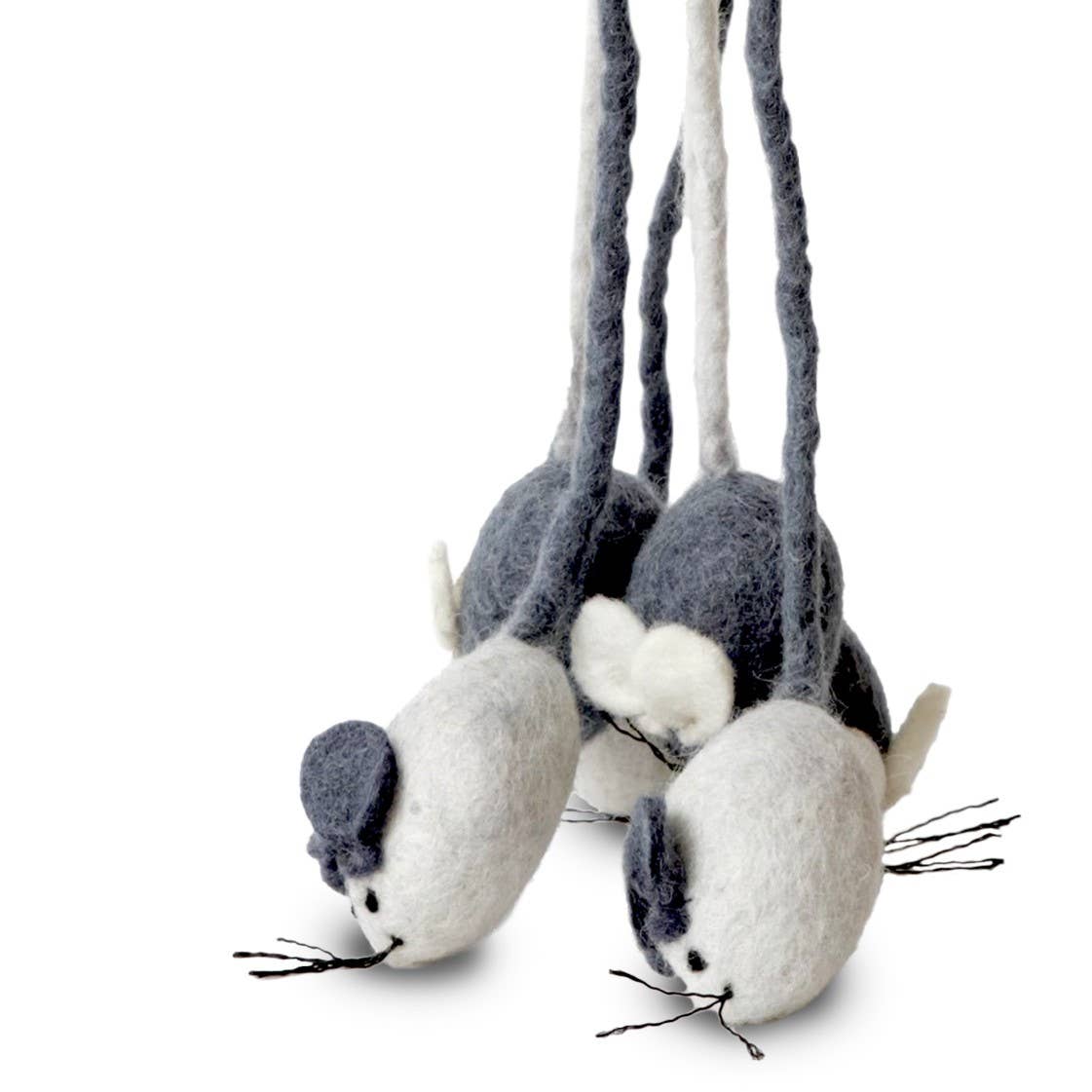Teaser Cat Toy, Assorted Critters